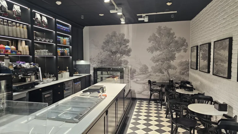 Kawiarnia w galerii handlowej, Bielsko-Biała — lokal usługowy