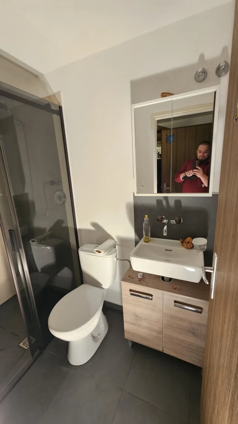 Łazienka w apartamencie, Szwajcaria — remont łazienki