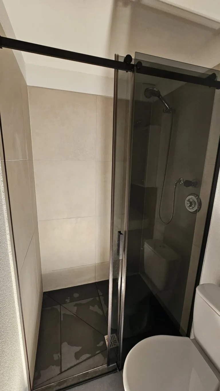 Łazienka w apartamencie, Szwajcaria — remont łazienki