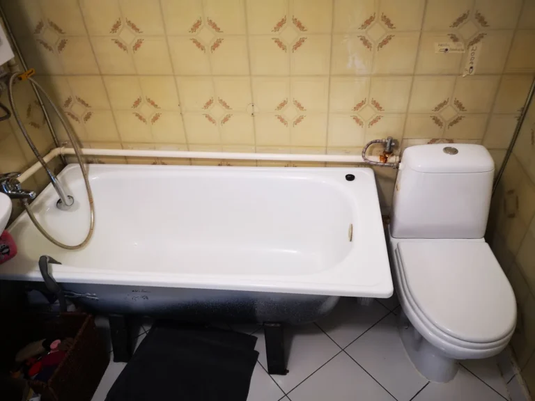 Łazienka w bloku, Wodzisław Śląski — remont łazienki